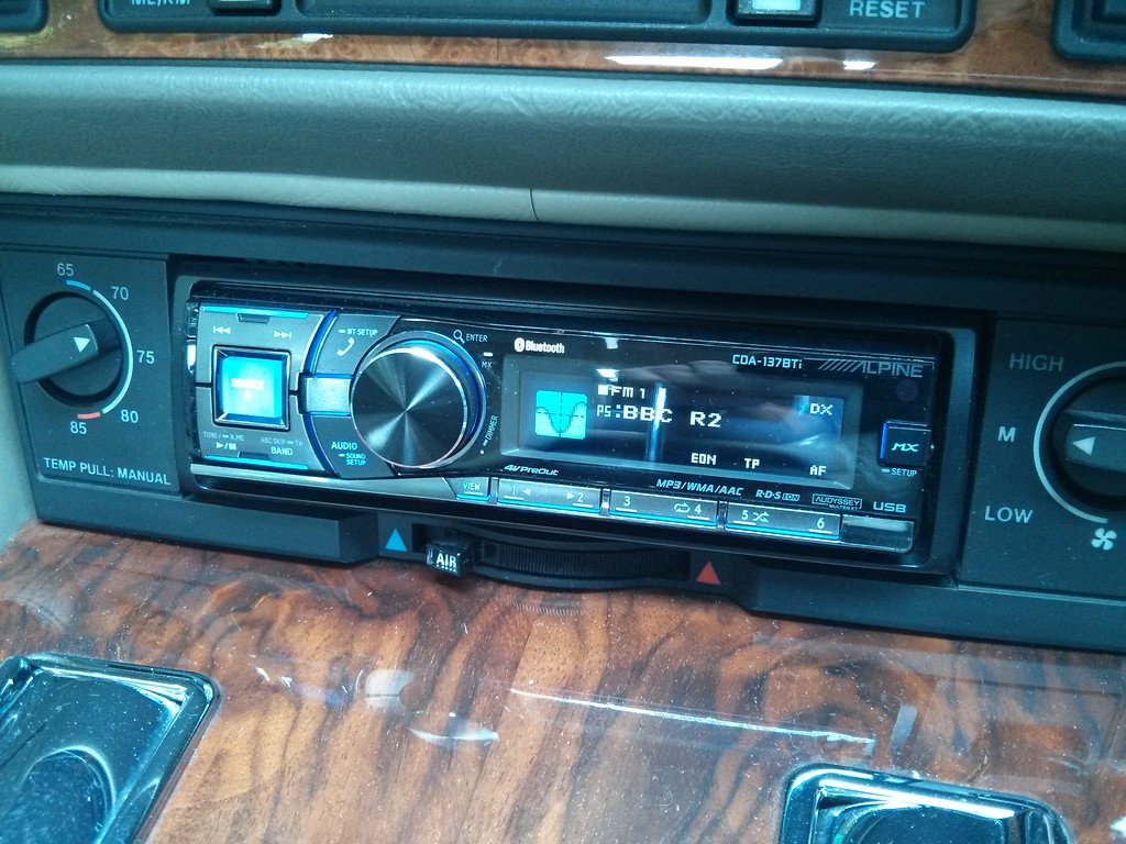 AlpineCD137Bt.jpg